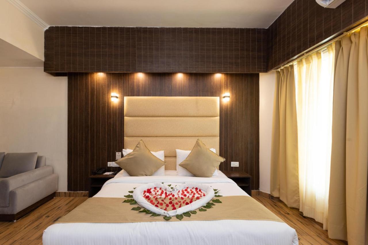 The Solitaire Dehradun Zewnętrze zdjęcie